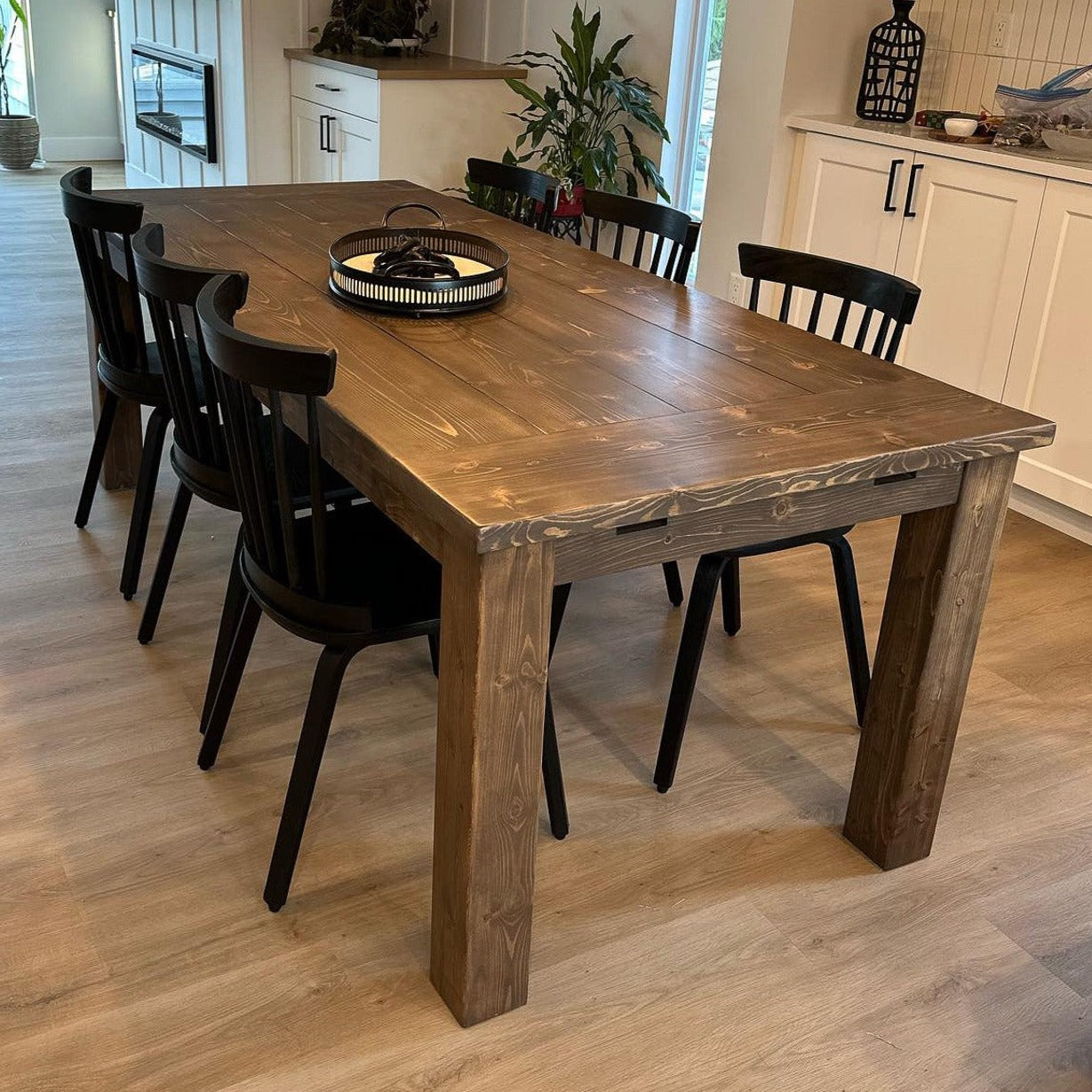 Classic 4 Post Dining Table