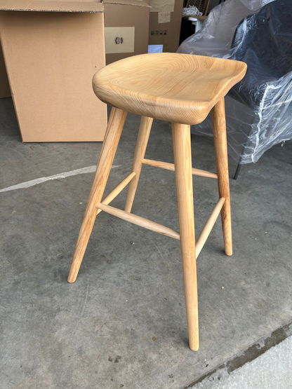 Hunter Stool